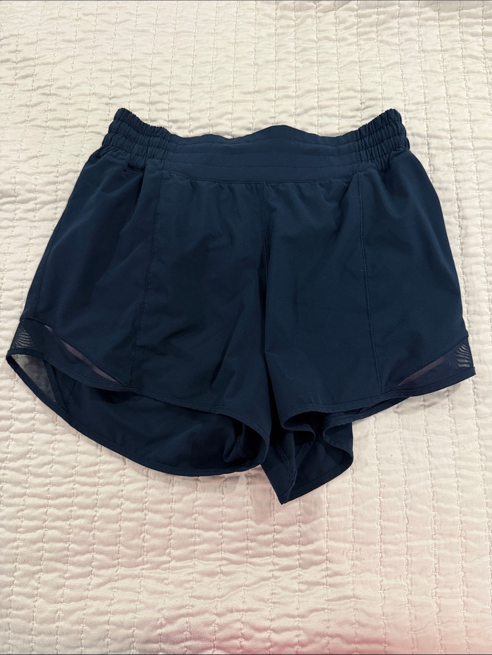 Women's Lululemon Hotty Hot 4” high rise shorts